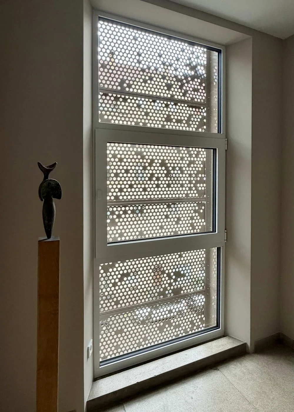 Fassadenbegrünung Mehrfamilienhaus – Bild 5