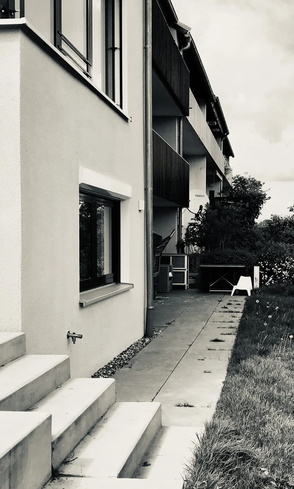 L80 – Poolbau und Gartenprojekt – Bild 1