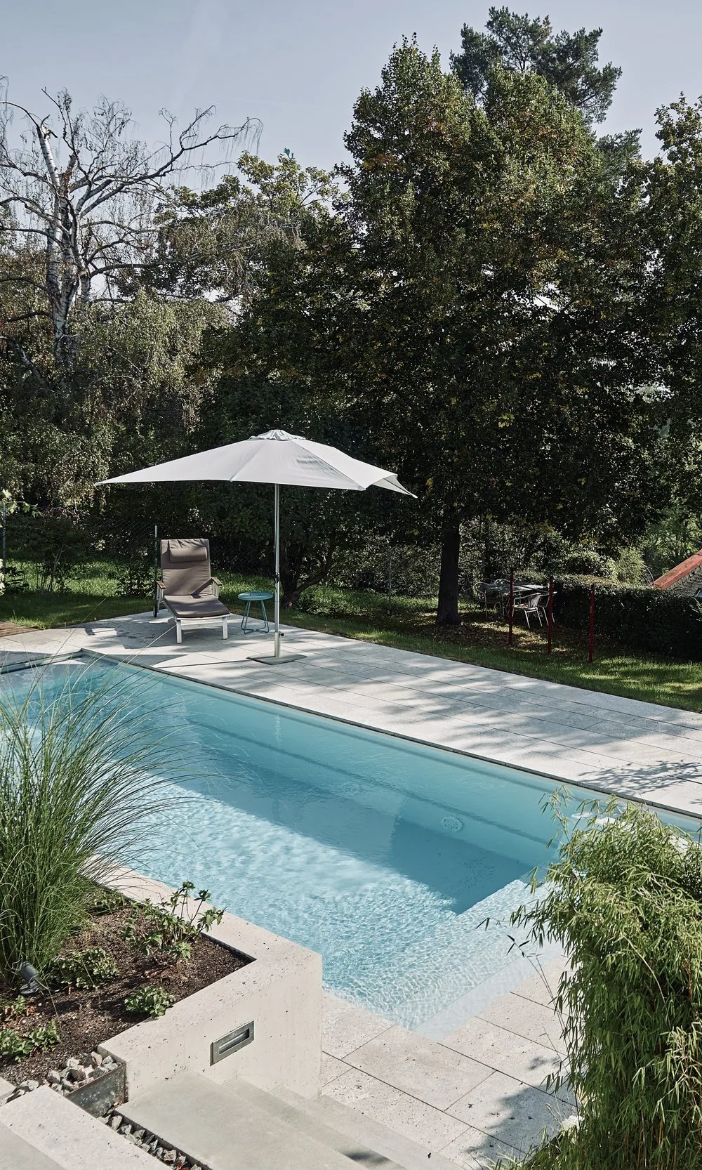 L80 – Poolbau und Gartenprojekt